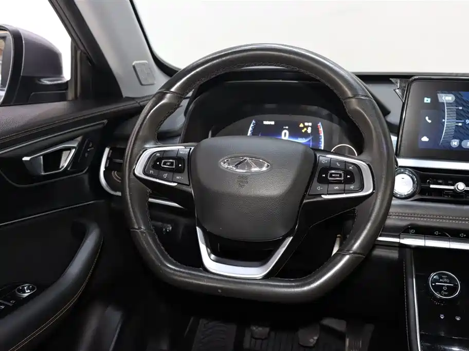 Chery Tiggo 8 2023 — фото 13