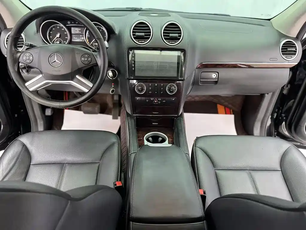 Mercedes-Benz GL-Class 2010 — фото 14