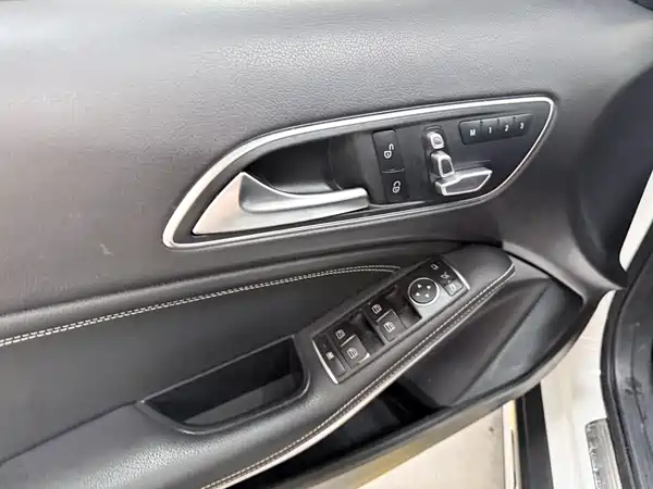 Mercedes-Benz GLA 2019