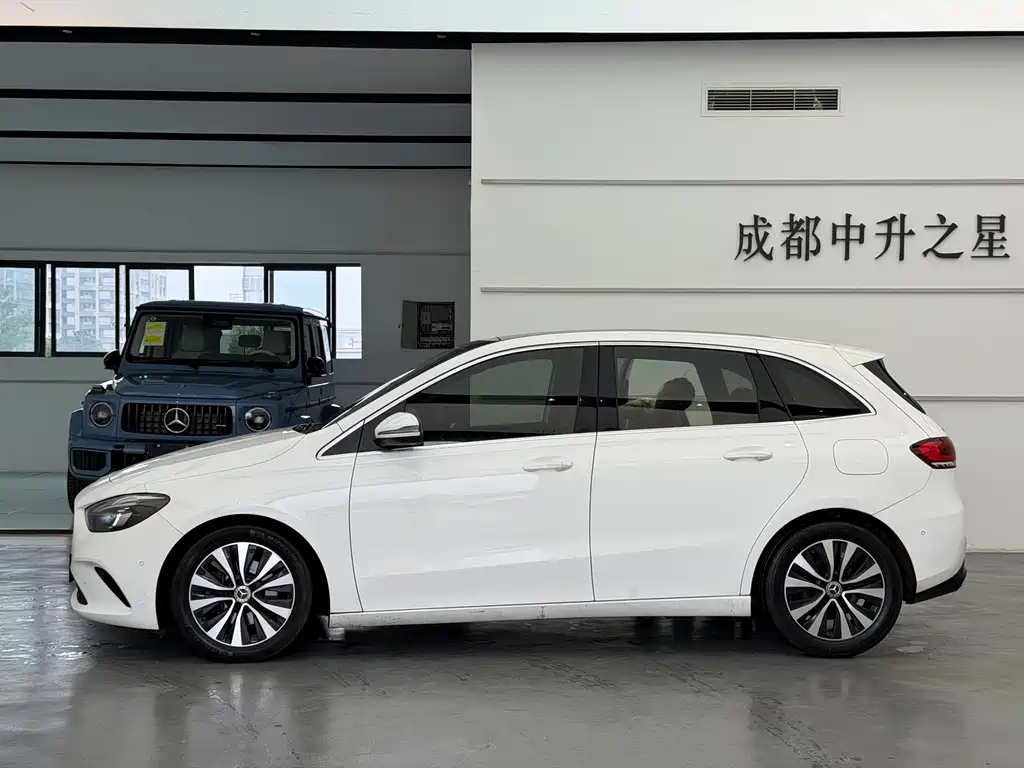 Mercedes-Benz B-Class 2022