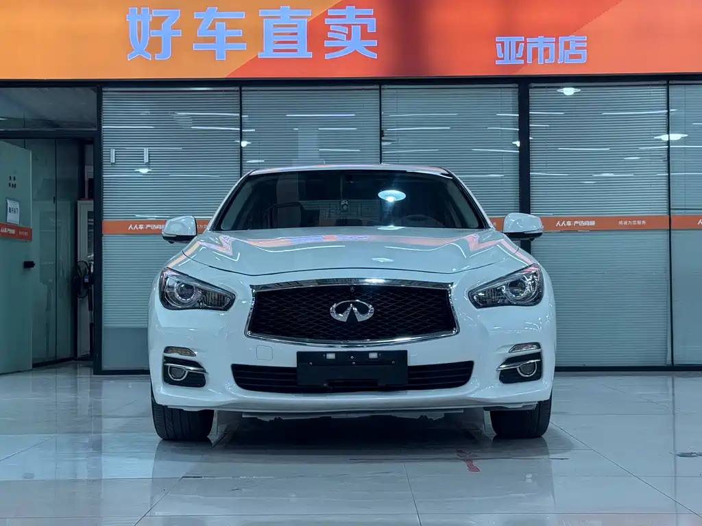 Infiniti Q50L 2016 — фото 2