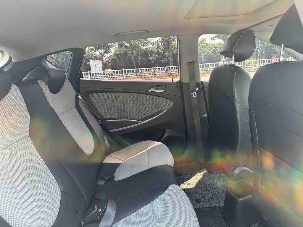 Hyundai Ruiyi 2015 — фото 19