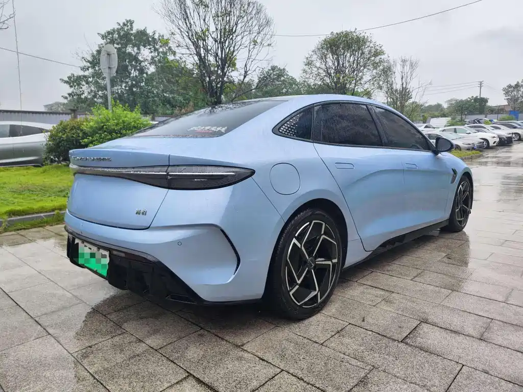 BYD Seal 2022 — фото 11