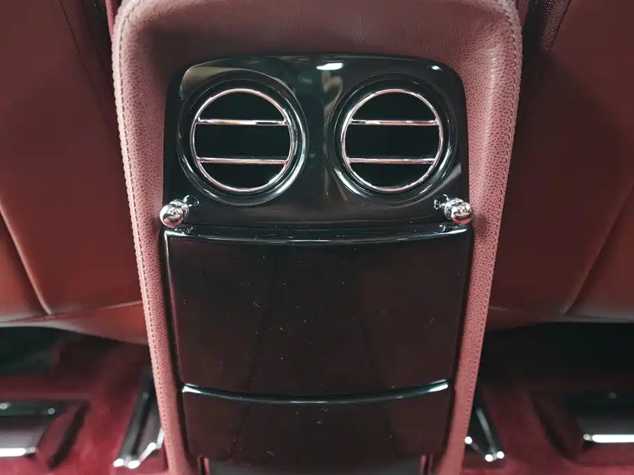 Rolls-Royce Phantom 2012 — фото 19