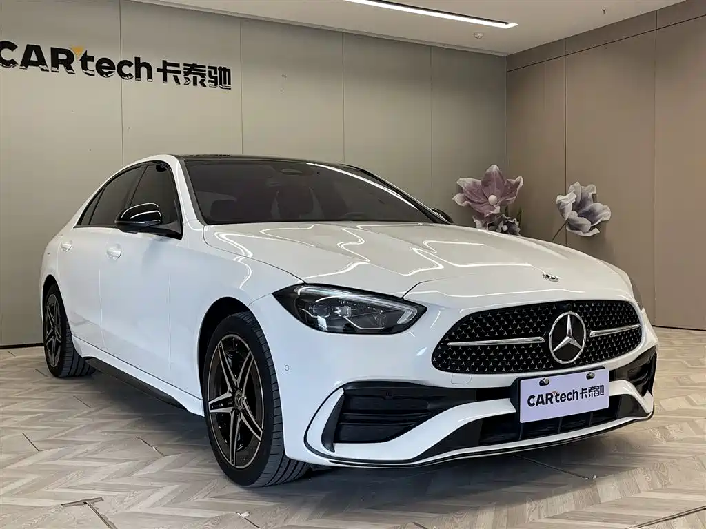 Mercedes-Benz C-Class 2023 — фото 2