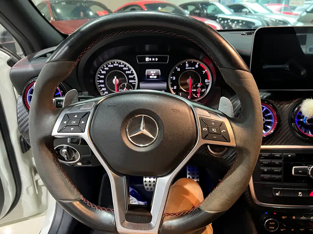 Mercedes-Benz A-Class AMG 2015 — фото 8