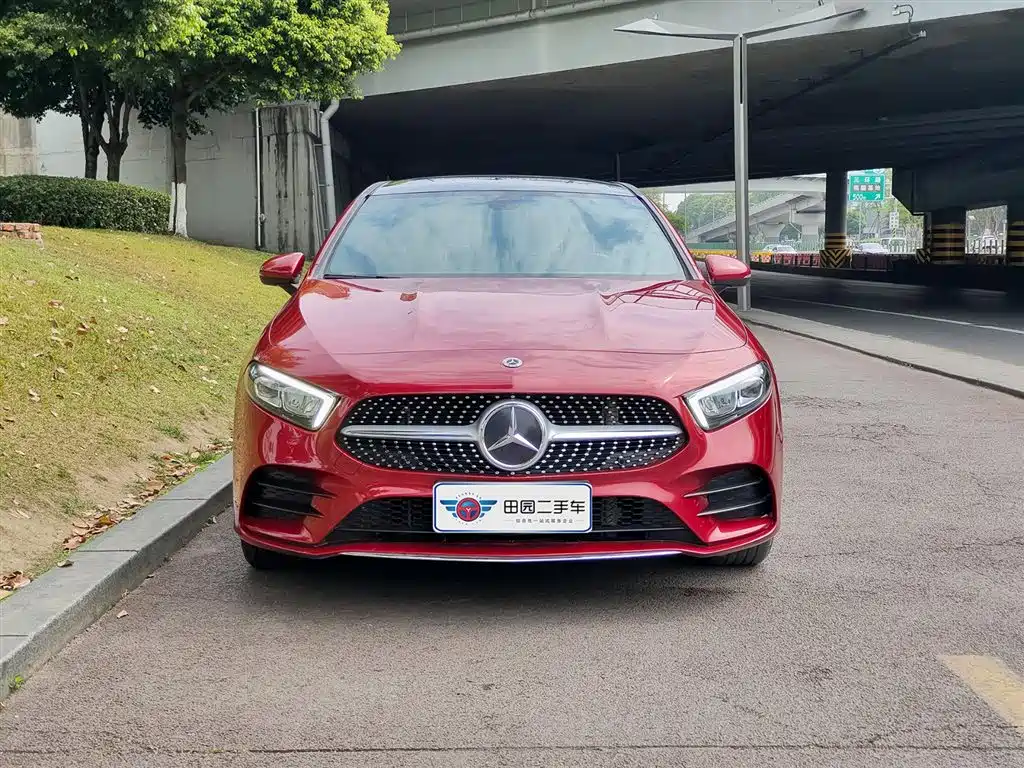 Mercedes-Benz A-Class 2022 — фото 2
