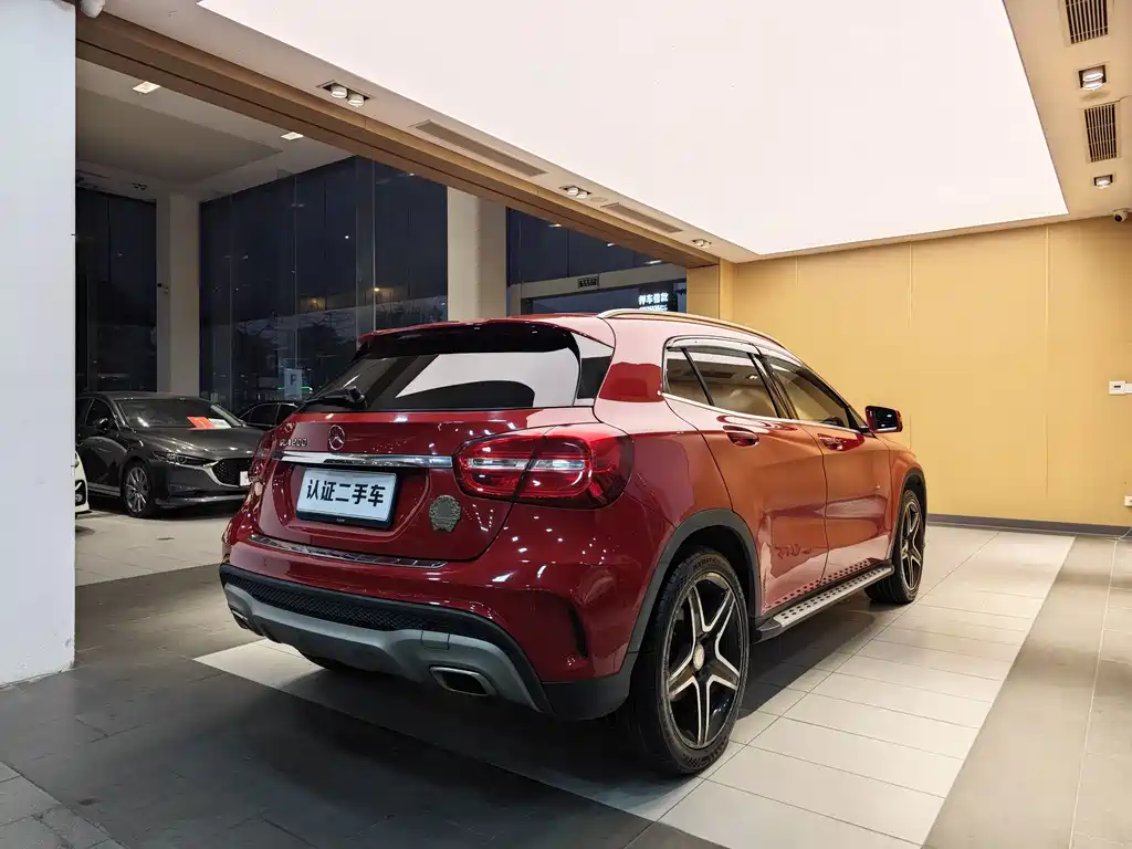 Mercedes-Benz GLA 2016 — фото 30