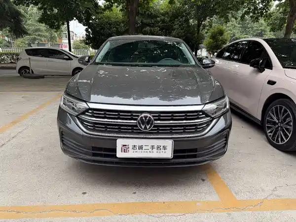 Volkswagen Sagitar 2024