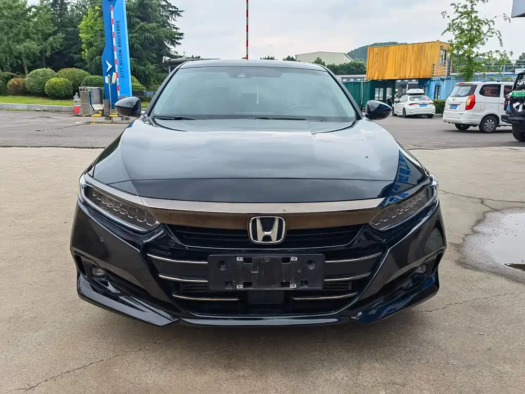 Honda Accord 2022 — фото 2