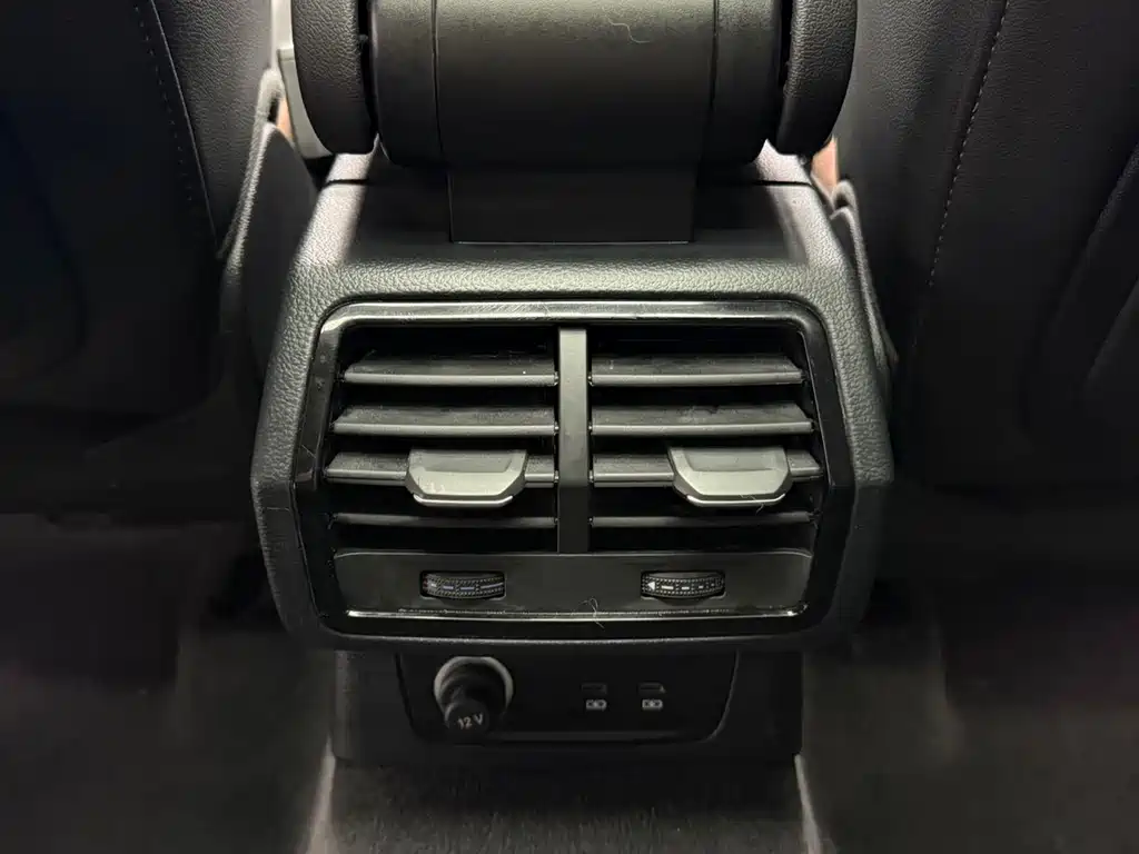 Audi Q3 2022 — фото 14