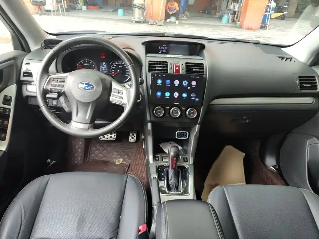 Subaru Forester 2014 — фото 13