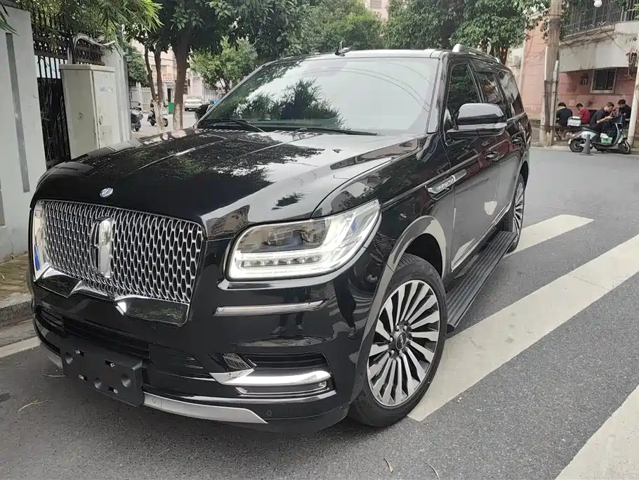 Lincoln Navigator 2022