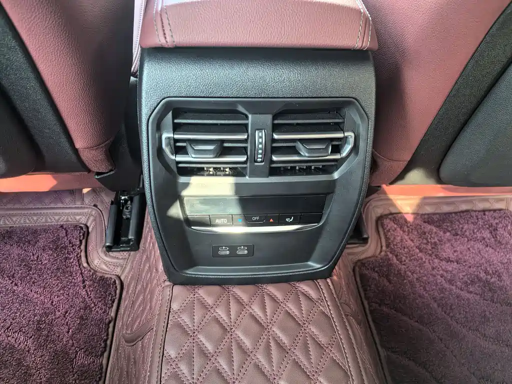 BMW 3 Series 2022 — фото 12
