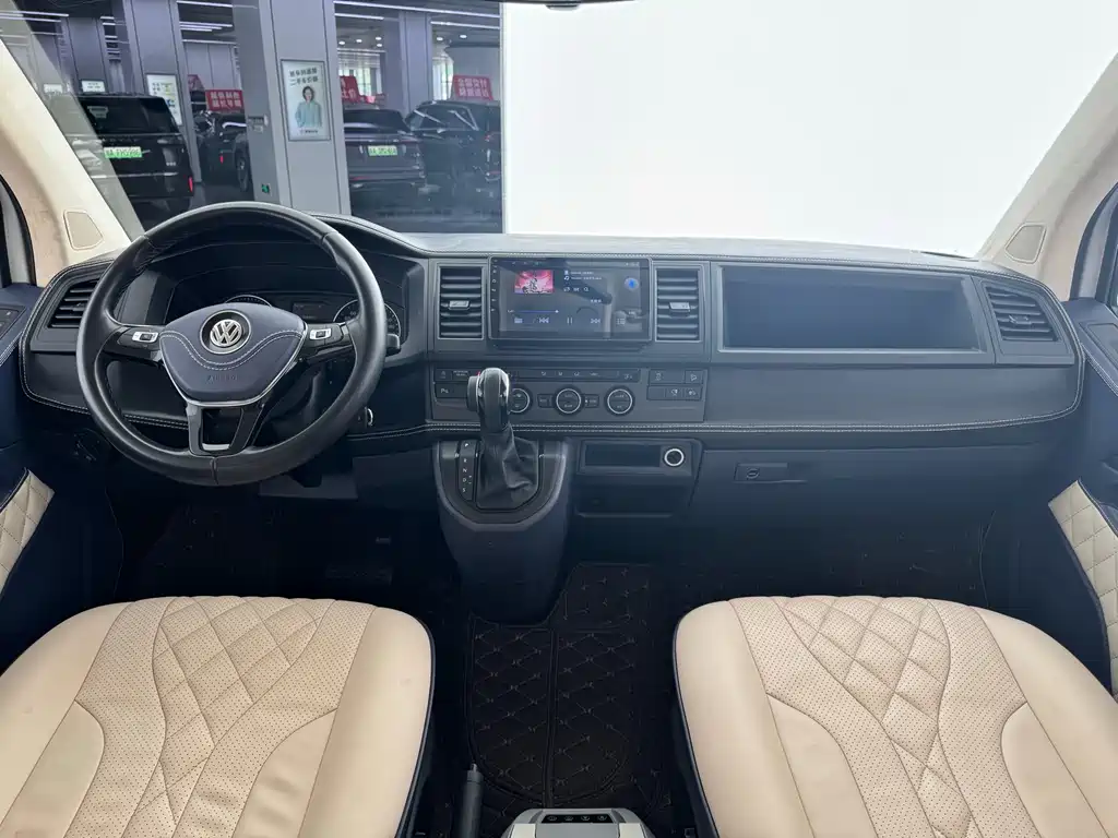 Volkswagen Caravelle 2019 — фото 10