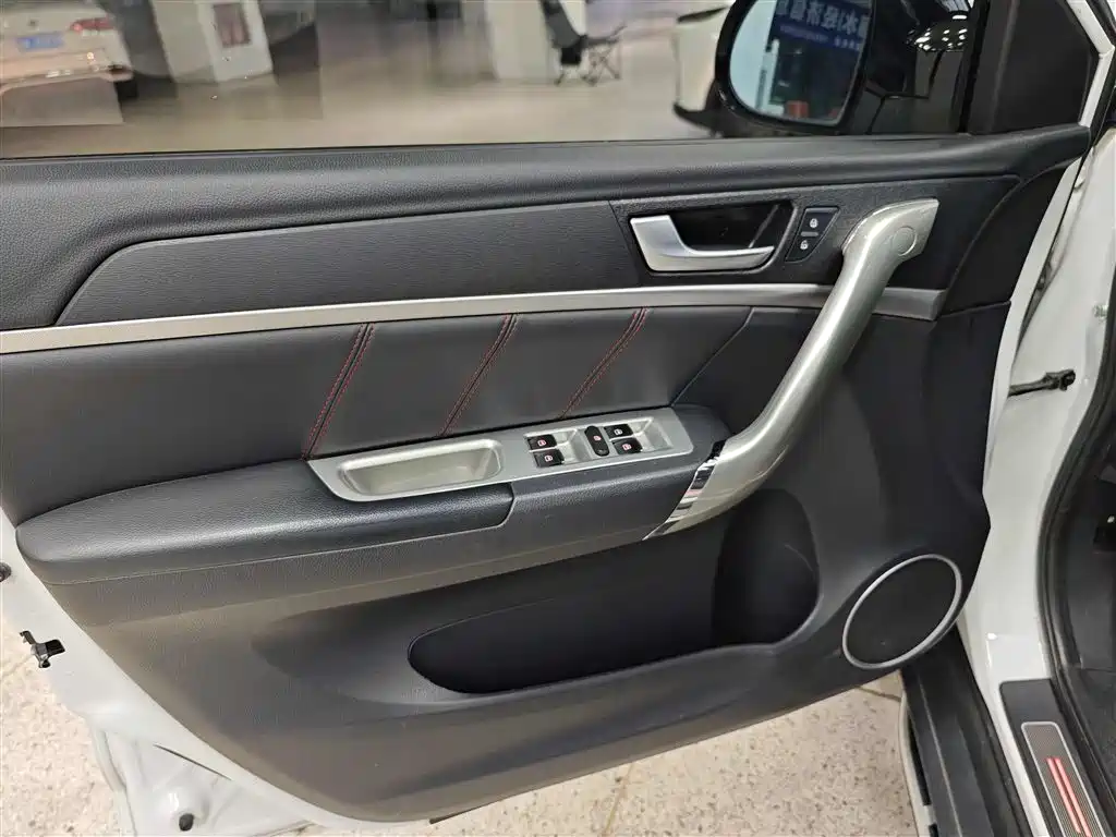Haval H6 2015 — фото 13