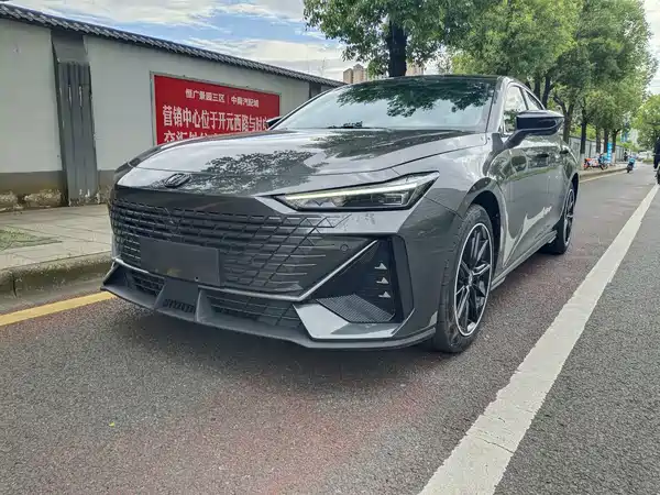 Changan UNI-V 2022