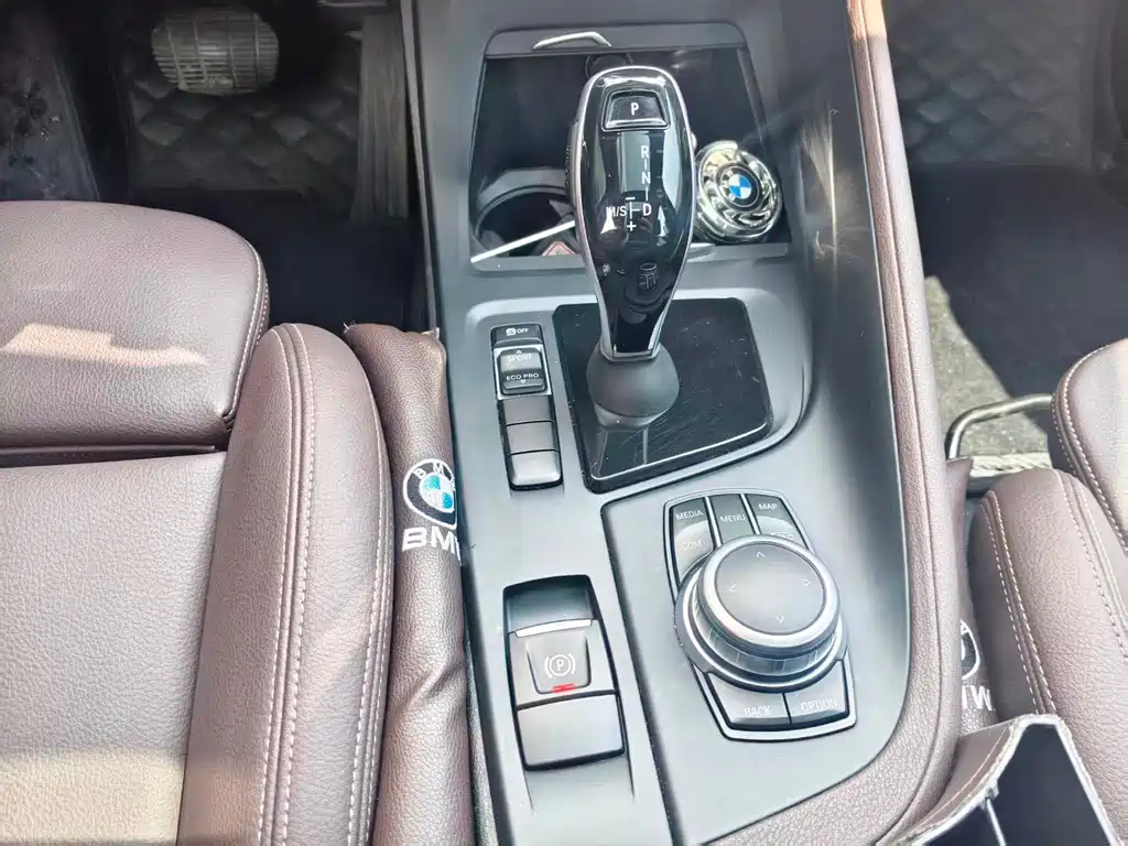 BMW X1 2022 — фото 11