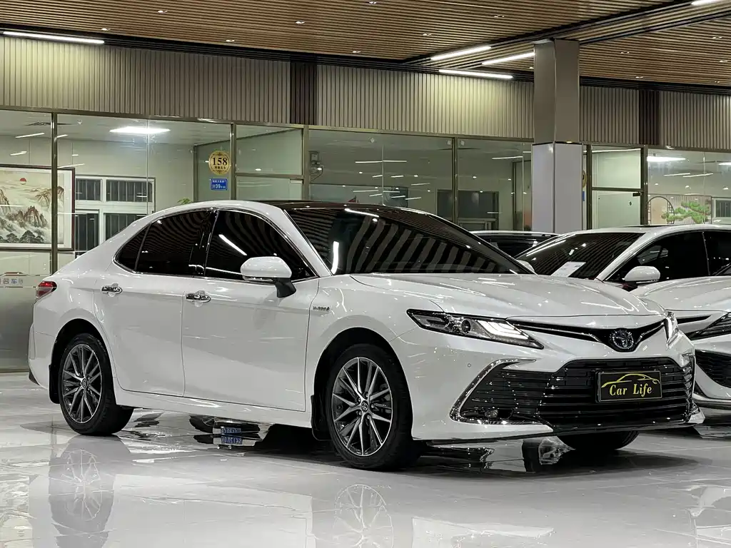 Toyota Camry 2022