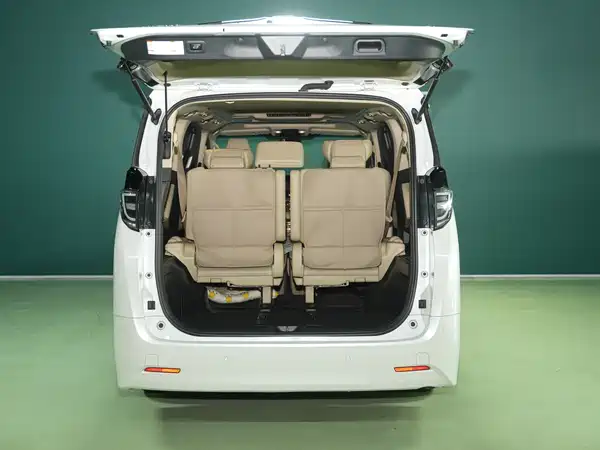 Toyota Alphard 2018
