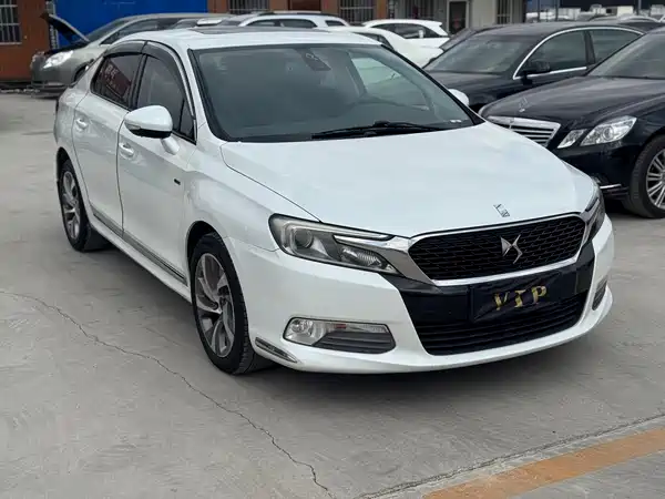 DS 5LS 2014