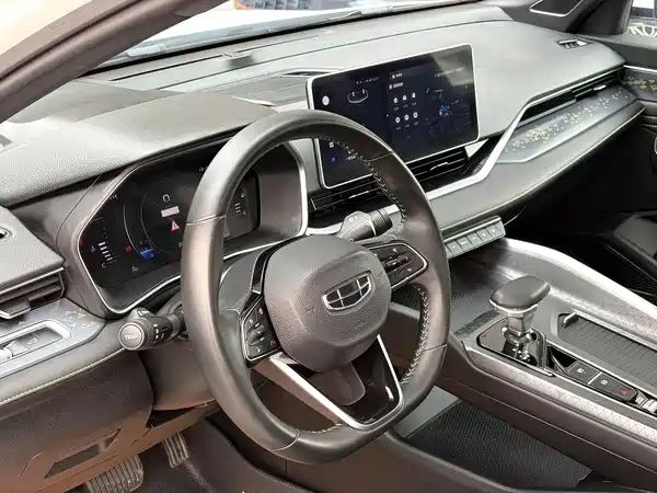 Geely Xingrui 2023