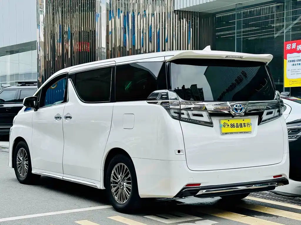 Toyota Vellfire 2021 — фото 4