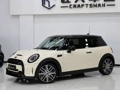 MINI MINI 2022