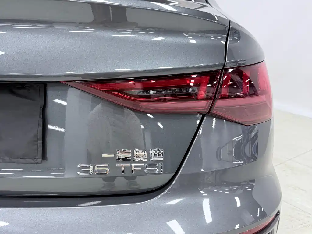 Audi A3 2022 — фото 9