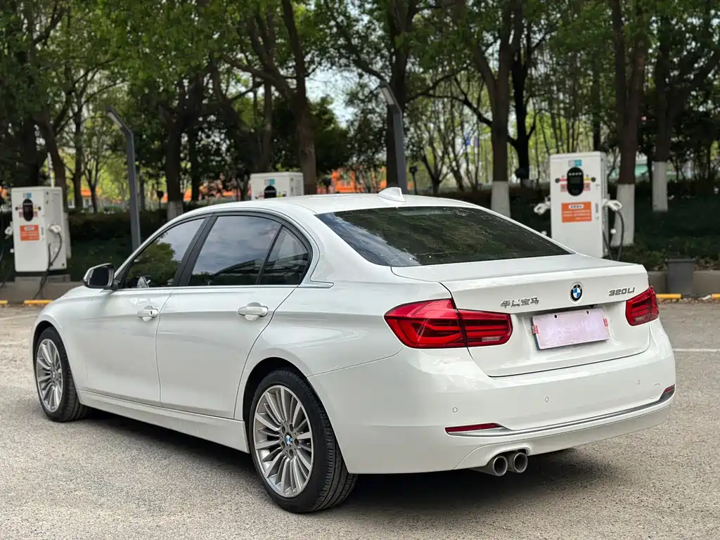 BMW 3 Series 2018
