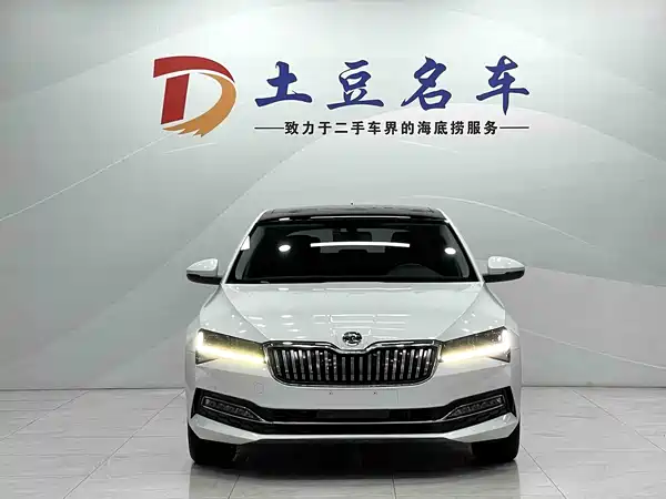 Skoda Superb 2022