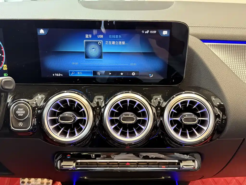 Mercedes-Benz GLA 2023 — фото 16