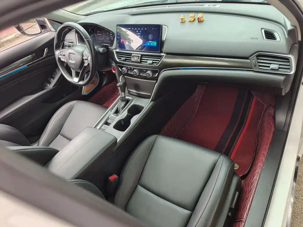 Honda Accord 2023 — фото 10