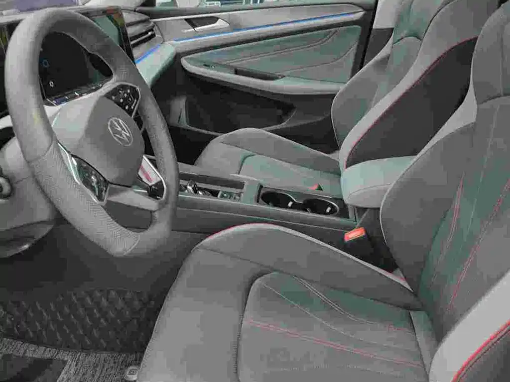 Volkswagen Lamando 2024 — фото 8