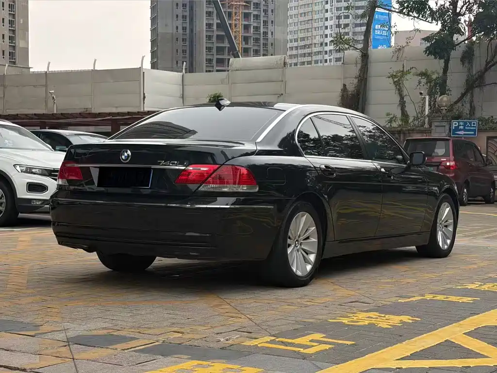 BMW 7 Series 2006 — фото 10