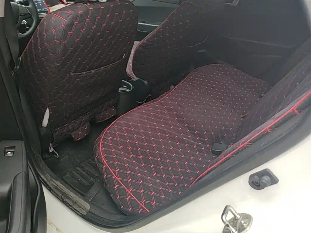 Hyundai Verna 2017 — фото 17