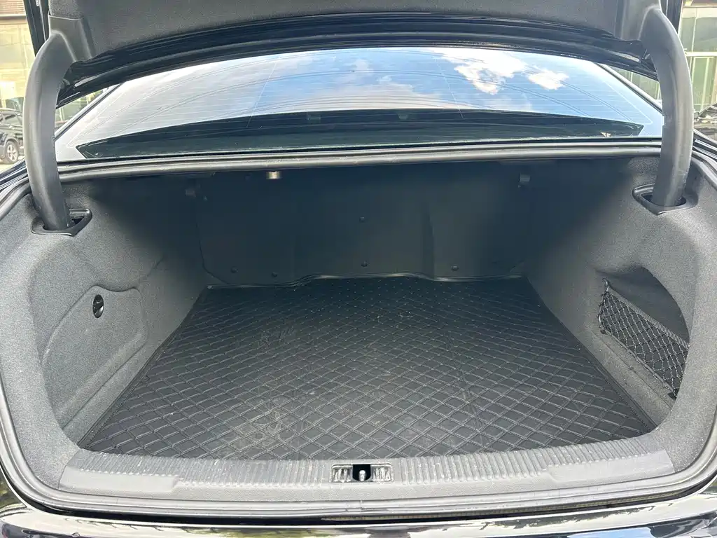Audi A6L 2017 — фото 10