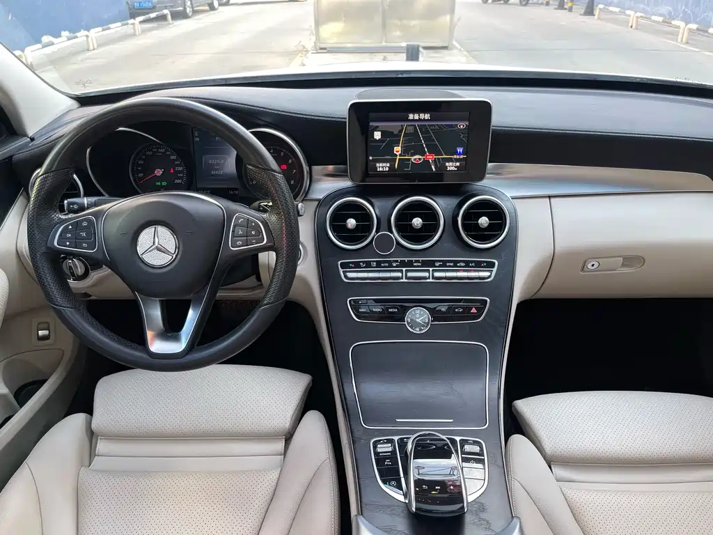 Mercedes-Benz C-Class 2017 — фото 13