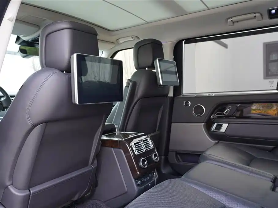 Land Rover Range Rover 2020 — фото 34