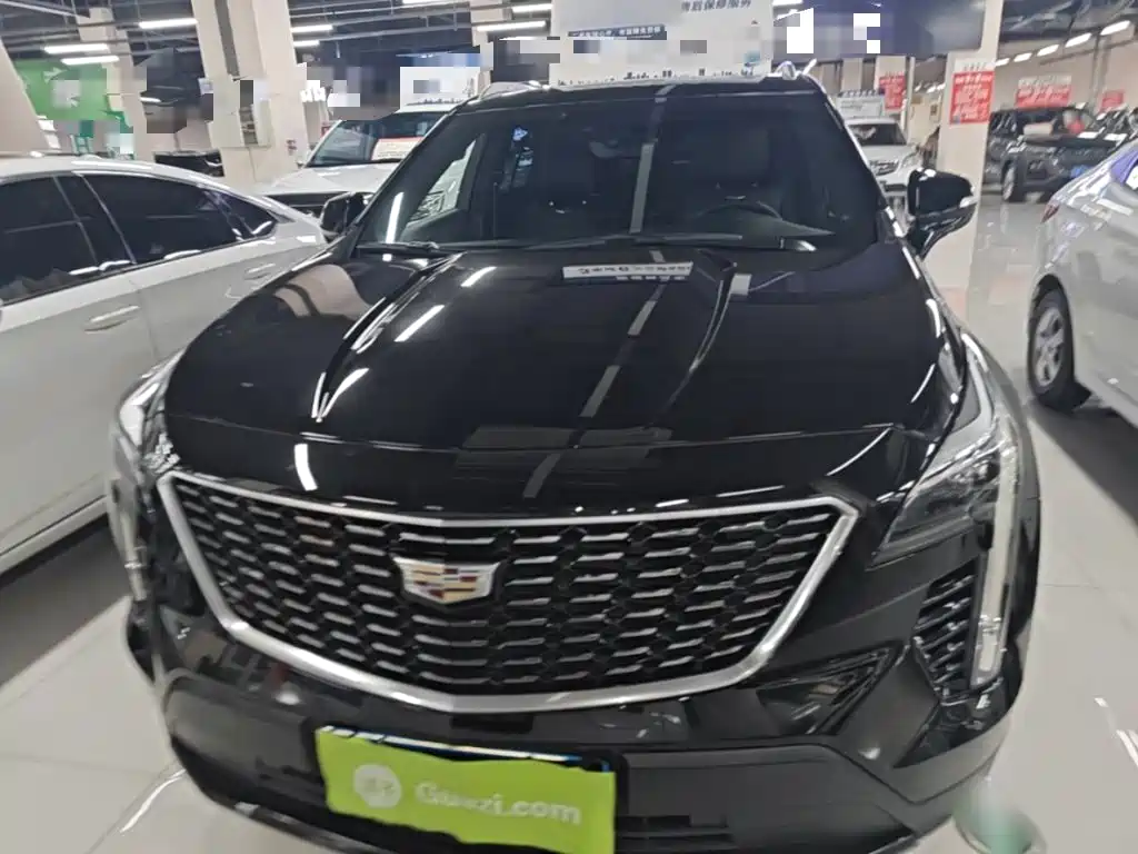 Cadillac XT4 2020 — фото 3