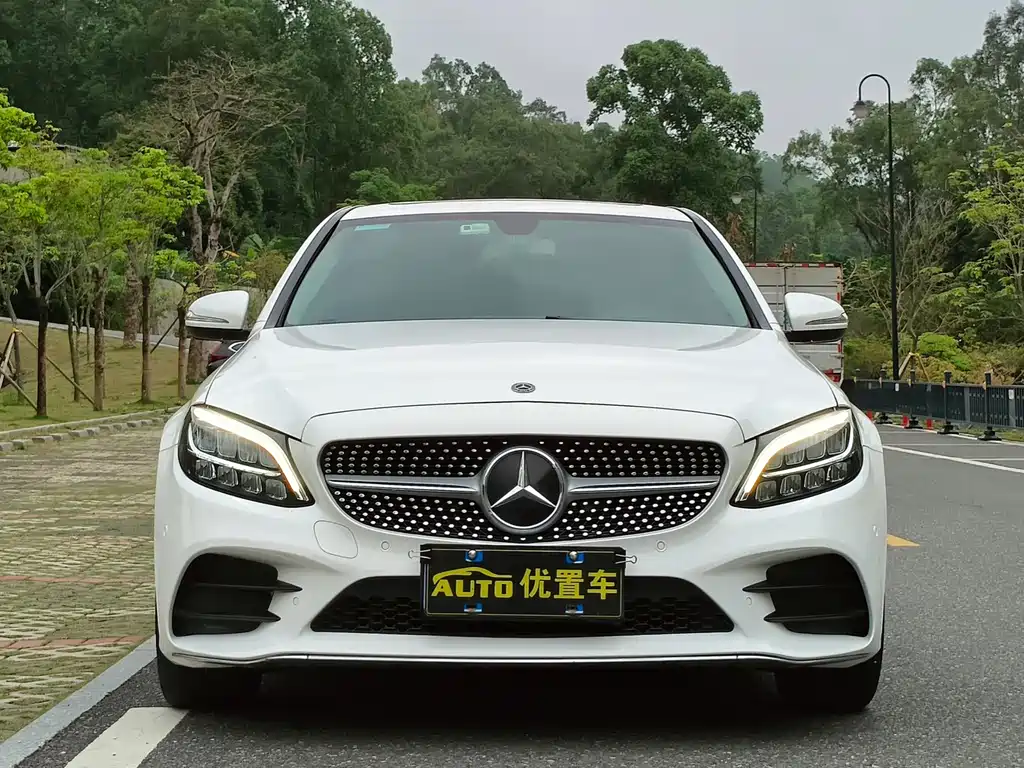 Mercedes-Benz C-Class 2020