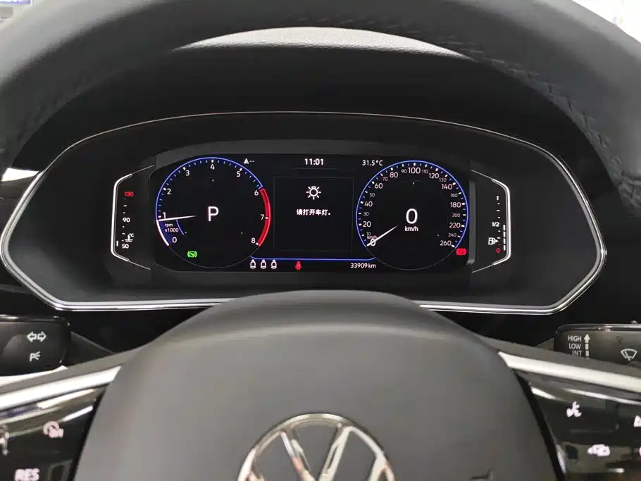 Volkswagen Passat 2023 — фото 14
