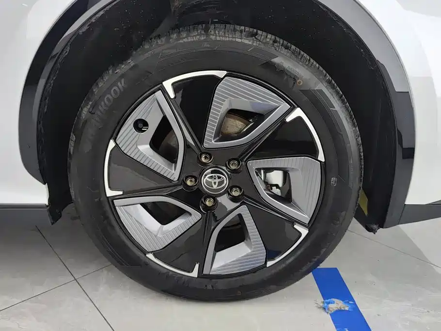 Toyota bZ3 2026