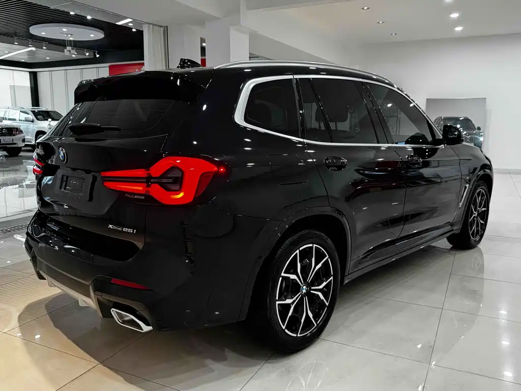 BMW X3 2024 — фото 6