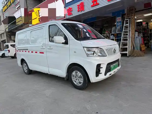 Changan Ruixing EM60 2021