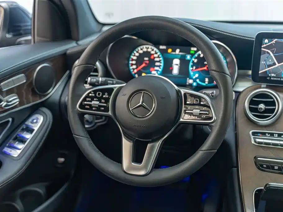 Mercedes-Benz GLC 2022 — фото 12