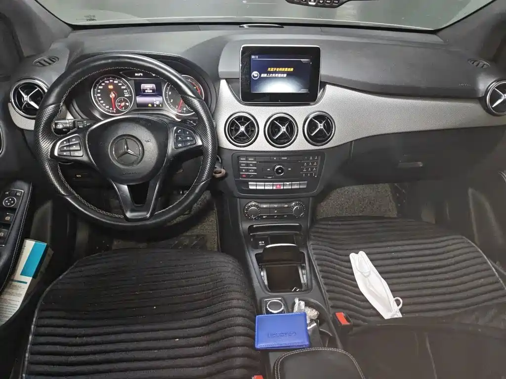 Mercedes-Benz B-Class 2015 — фото 10