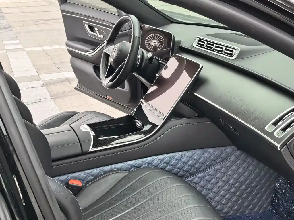 Mercedes-Benz S-Class 2024 — фото 11