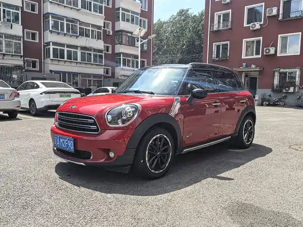 MINI Countryman 2016