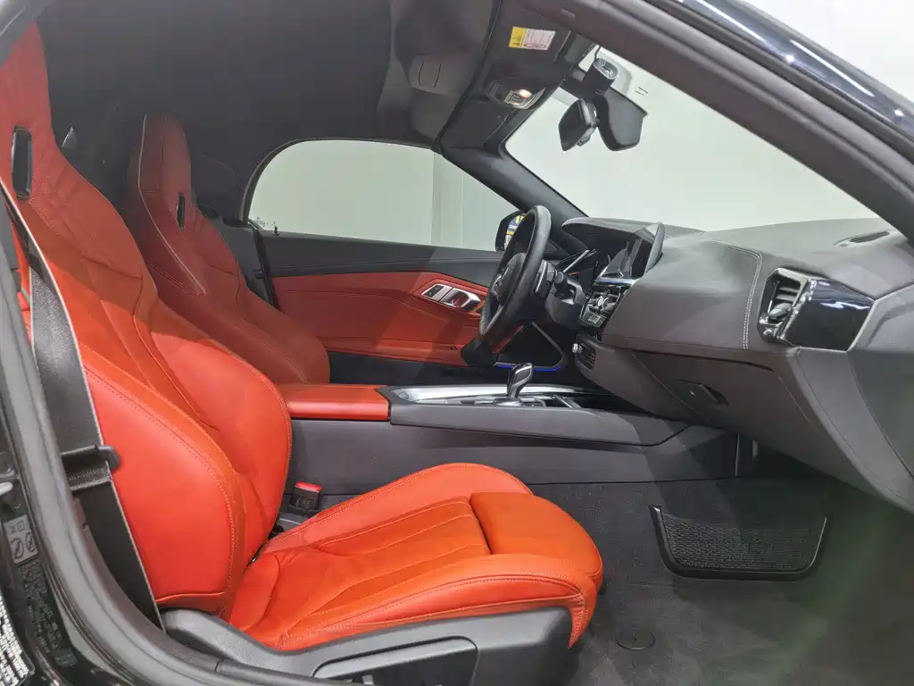 BMW Z4 2023 — фото 20